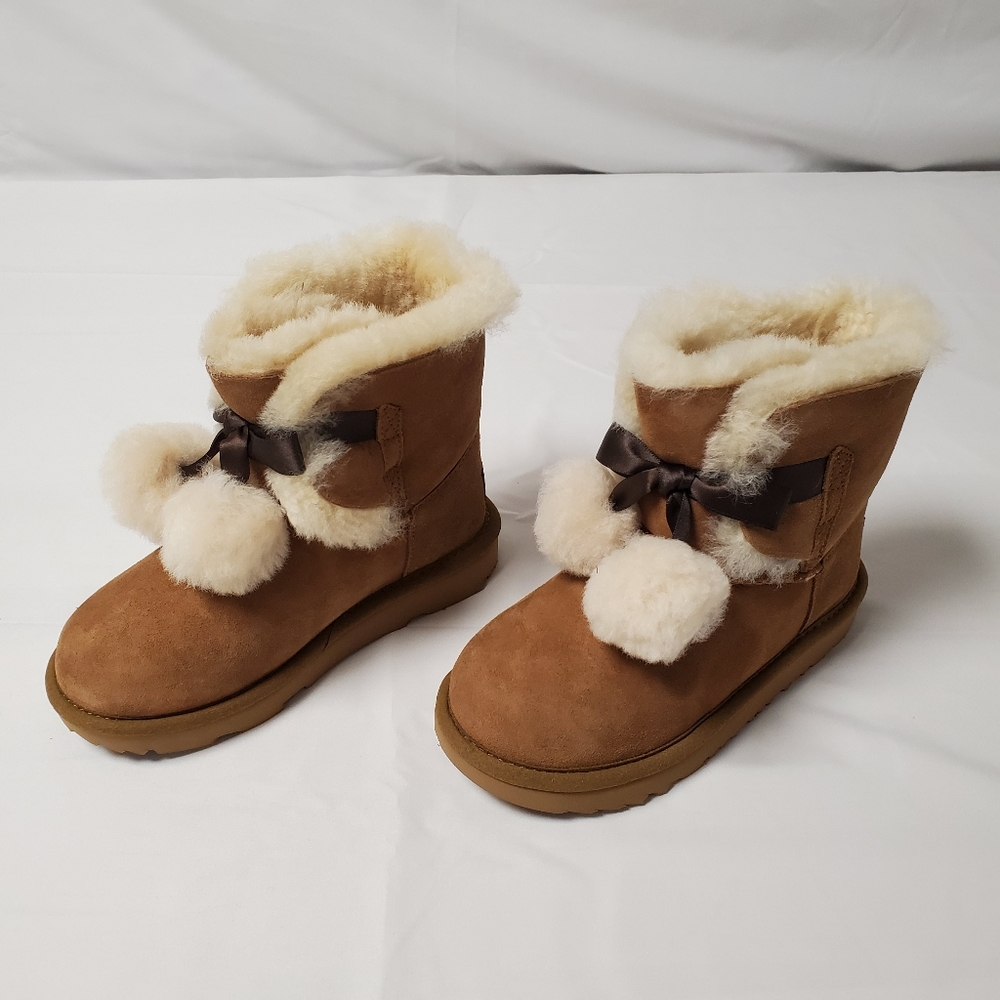 UGG Gita Bootie Girls Boots - Picture 2 of 3